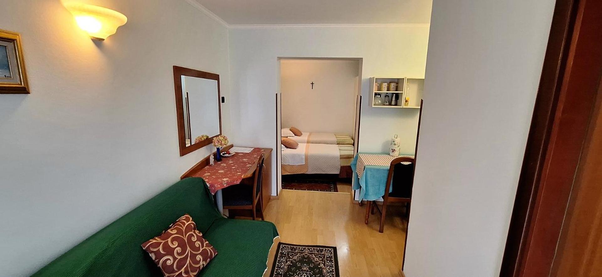 Apartments And Rooms Laura Pazin Extérieur photo