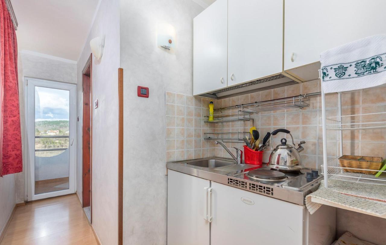 Apartments And Rooms Laura Pazin Extérieur photo